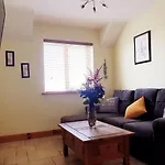 Seaview Apt In Buncrana With Balcony